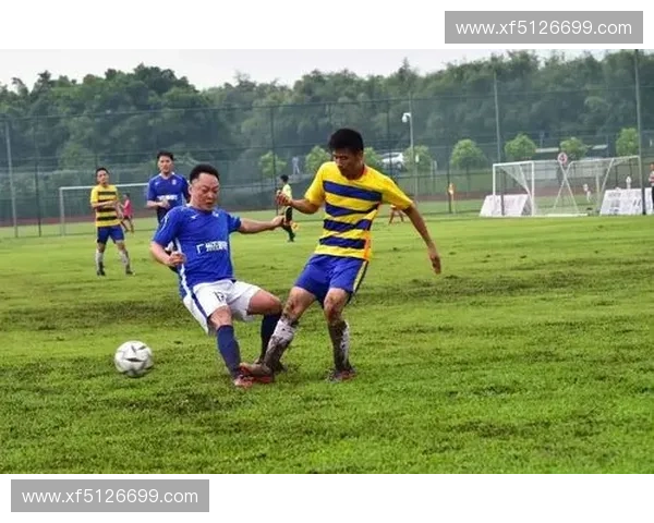 2017U14足球联赛第三轮精彩对决各队激烈角逐，争夺小组晋级名额